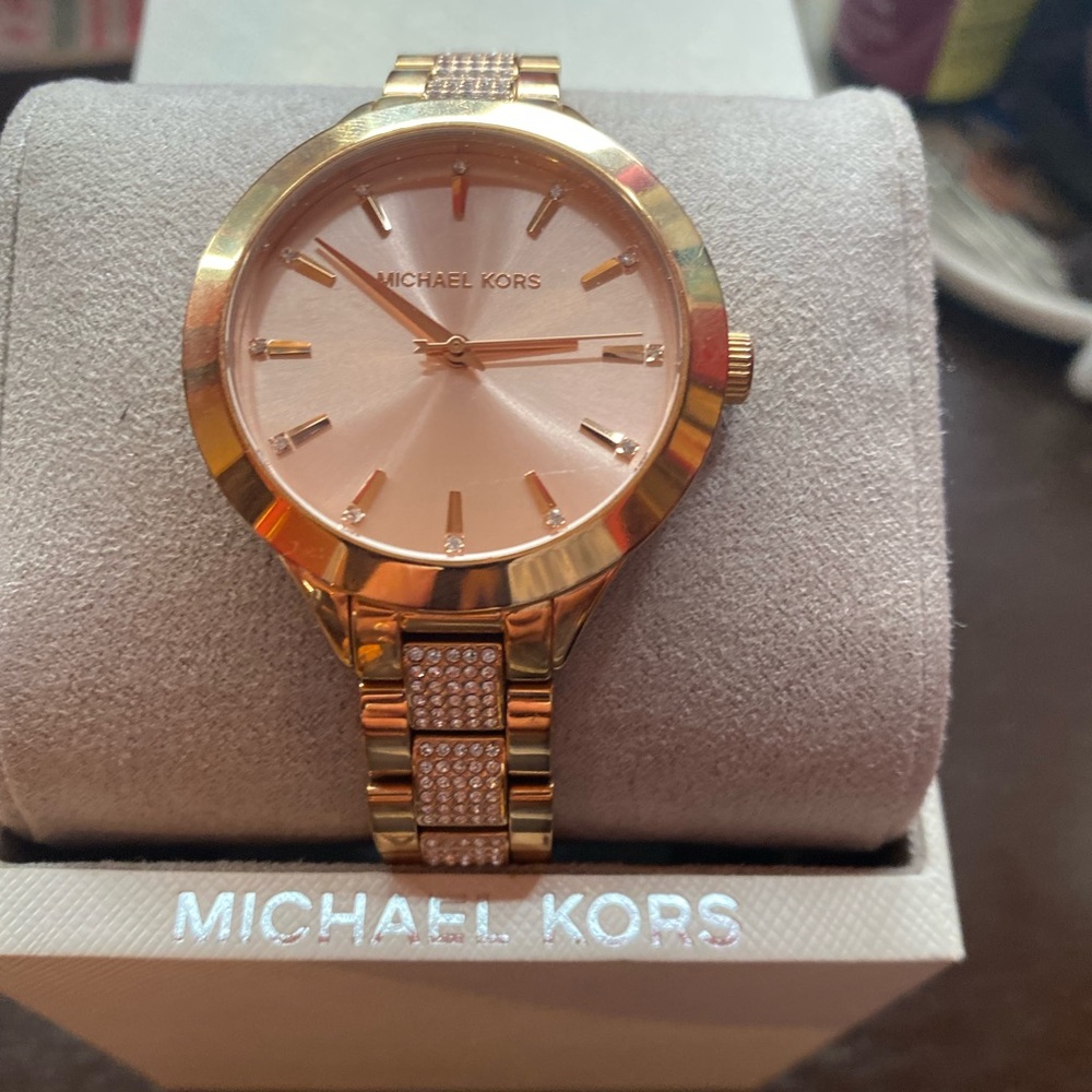 rose gold watch ✨